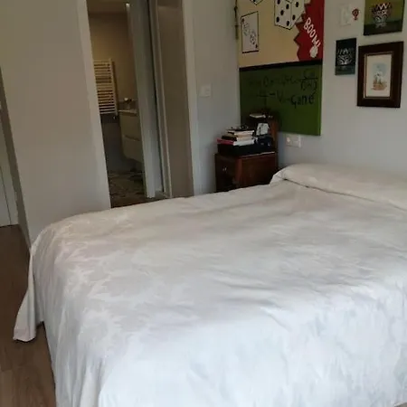 Piso Impecable 140m En El Centro De * Vigo